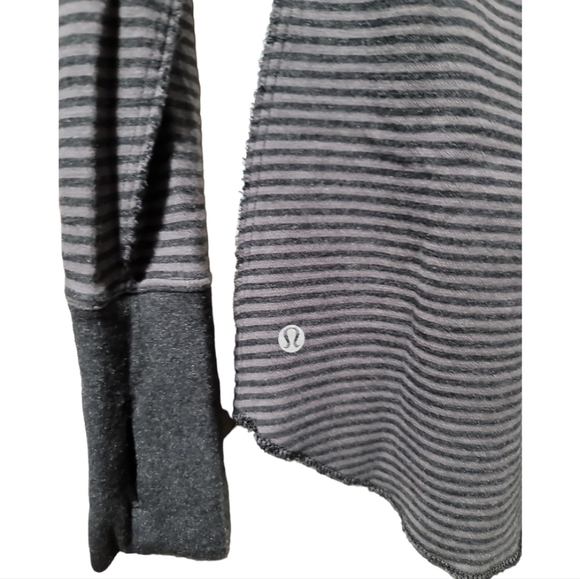 Lululemon Open Your Heart Long Sleeve Heathered Black Classic Stripe Reversible - Picture 4 of 10